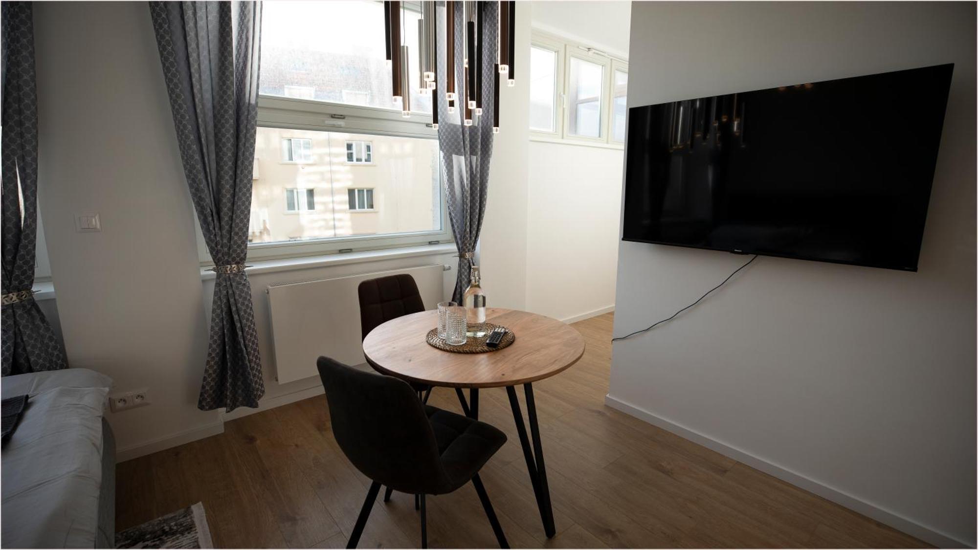 Luxury Apartment In City Centrum By Ota Group Pressburg Exterior foto